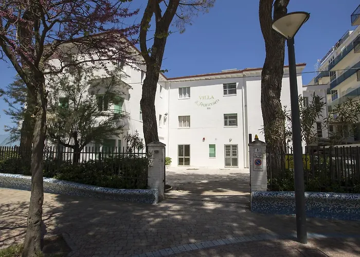 San Francesco イン ミザーノ・アドリアーティコ